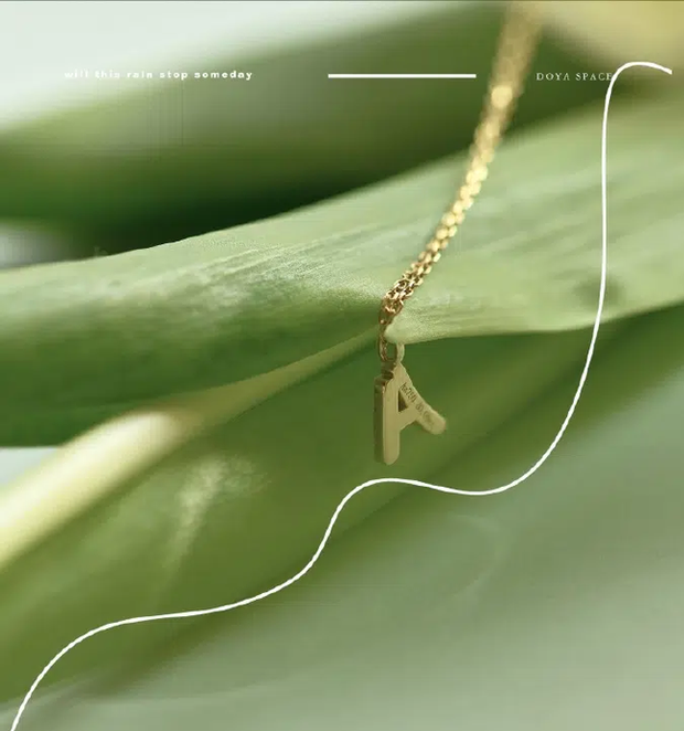 Trang sức do vợ chủ tịch Taobao thiết kế bị chê phèn như hàng chợ chưa đến 100 nghìn đồng, dư luận đột ngột đổi chiều tâng bốc kẻ thứ 3-2