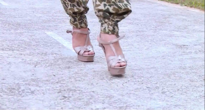 Mũi trưởng Long lên sóng VTV: Tiết lộ ấn tượng nhất với Hậu Hoàng, vượt thử thách đi catwalk của Kỳ Duyên dễ như trở bàn tay-5