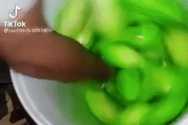 Nghịch lý xoài mút Trung Quốc bán chạy giữa lúc xoài Việt Nam thu hoạch rộ-6