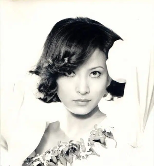 Bỗng dưng trở thành con nợ hàng triệu đô vì cưới nhầm chồng, 40 năm sau người phụ nữ trở thành người chiến thắng, đứng trên cơ ngơi kếch xù-1