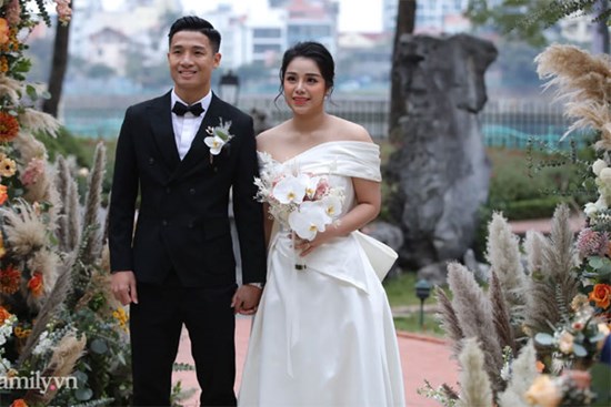 Đám cưới Bùi Tiến Dũng - Khánh Linh, cô dâu cười tươi rạng rỡ dù thời tiết Hà Nội đang rất lạnh