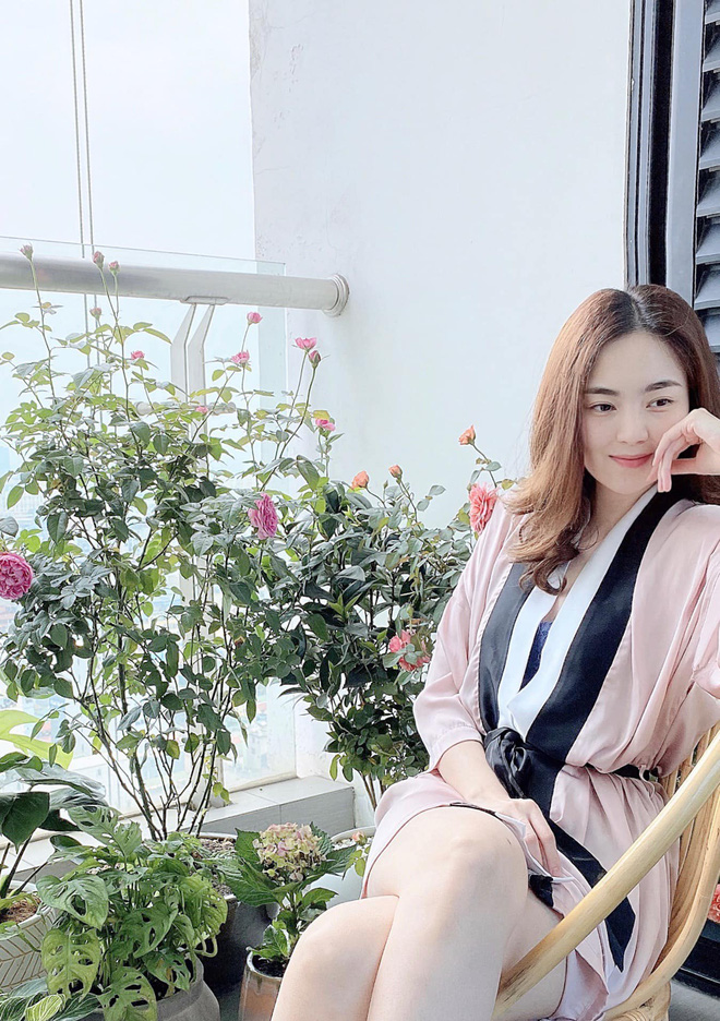 MC Mai Ngọc VTV sống trong căn hộ cực đẳng cấp, nhìn phòng bếp và ban công là biết thuộc team nghiện nhà-14