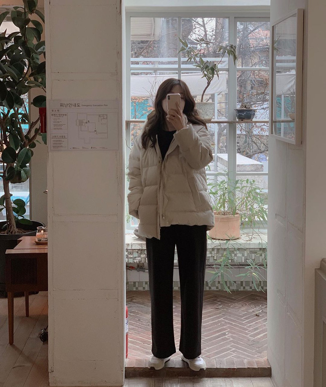 Cần kíp nhất lúc này là 12 cách diện áo phao chuẩn thanh lịch, siêu tôn dáng cho nàng công sở vượt qua ngày rét đậm-2