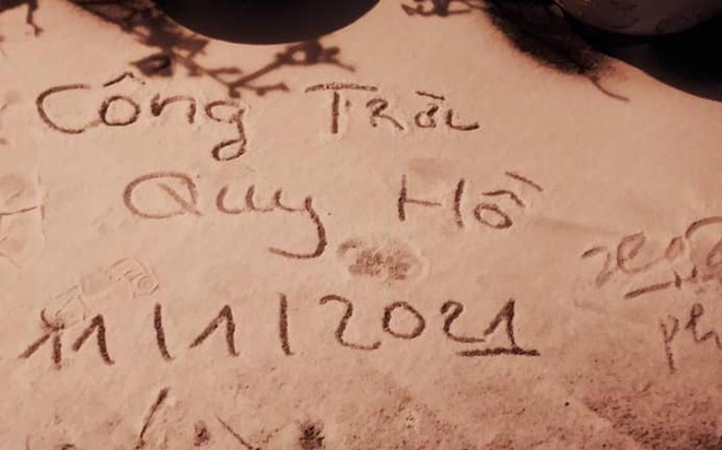 Ngay lúc này: Lào Cai tuyết phủ trắng xóa, Y Tý đẹp như châu Âu-1