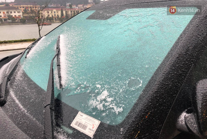 Ngay lúc này: Lào Cai tuyết phủ trắng xóa, Y Tý đẹp như châu Âu-5