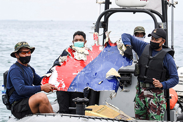 Máy bay rơi tại Indonesia: Lời bố nhắn gửi đến con trai 1 tuổi lúc sắp ra sân bay không ngờ là điềm báo trước bi kịch thảm khốc-2