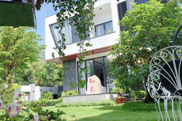 Choáng ngợp trước căn penthouse của Hoa hậu Hà Kiều Anh: Giàu có nhất nhì showbiz, view 4 mặt đều là biển và núi-12