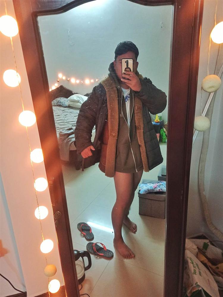 Người đàn ông nước ngoài cosplay thời trang mùa đông của nhiều thiếu nữ Việt-1