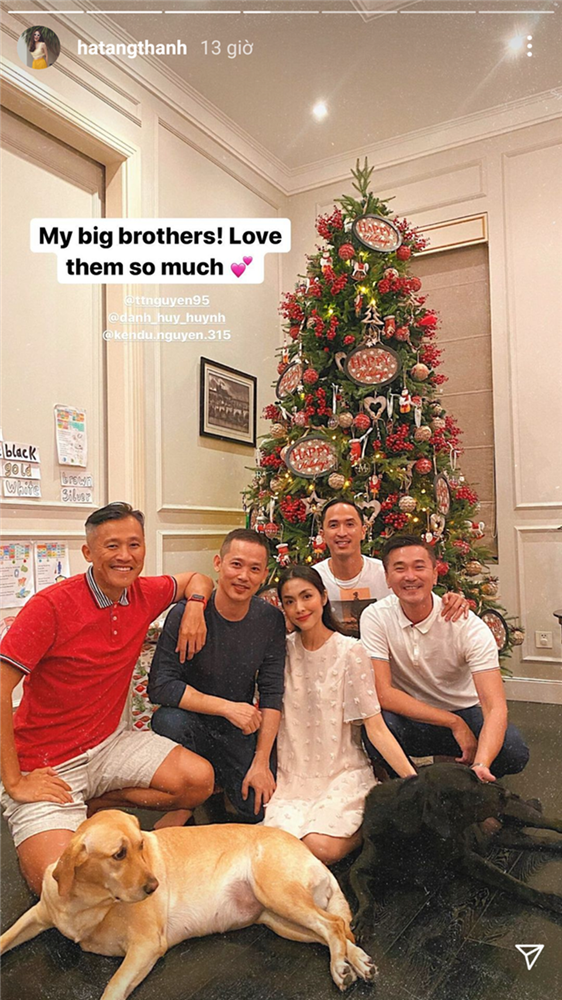 Style của Hà Tăng khi tụ tập với hội bạn: Không hề chơi trội lấn át ai, nhưng vẫn đẹp xinh chẳng chìm nghỉm giữa nhóm-7