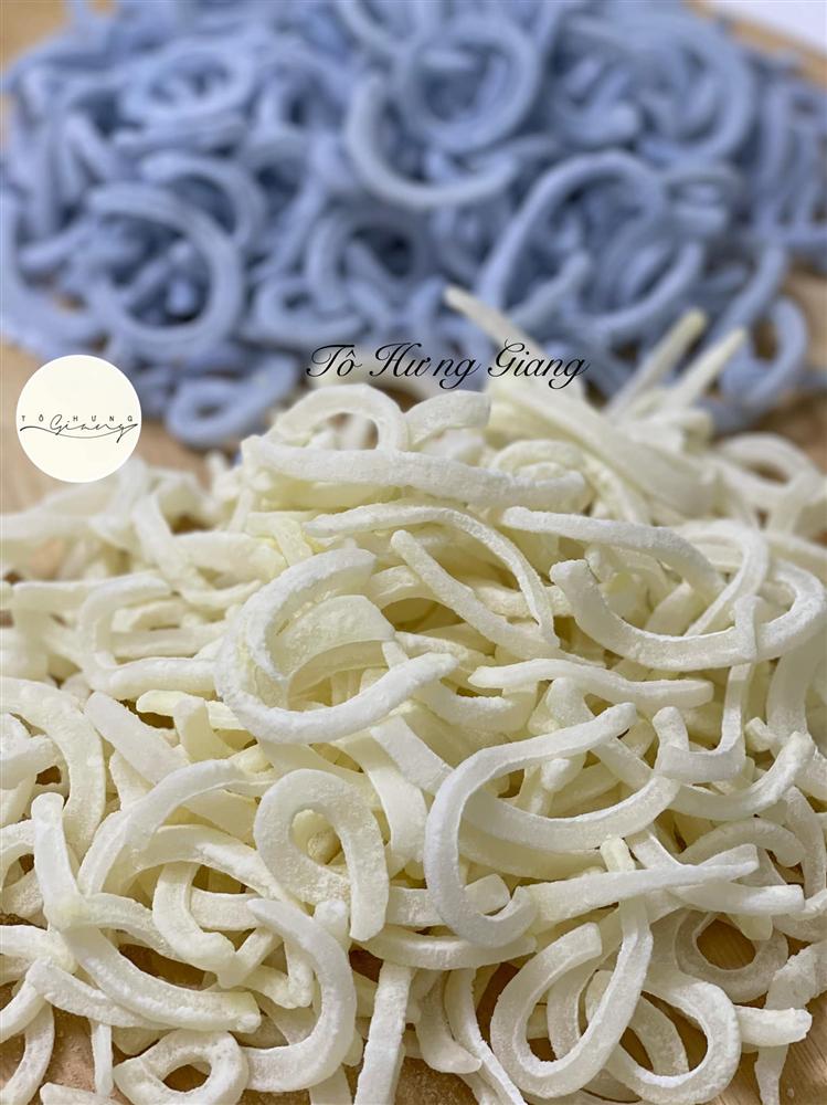 Mẹ đảm Hà Nội bật mí cách làm mứt dừa non ăn Tết siêu hấp dẫn, đã ngon còn đẹp mắt thế này thì khách khứa chỉ có tấm tắc khen-4