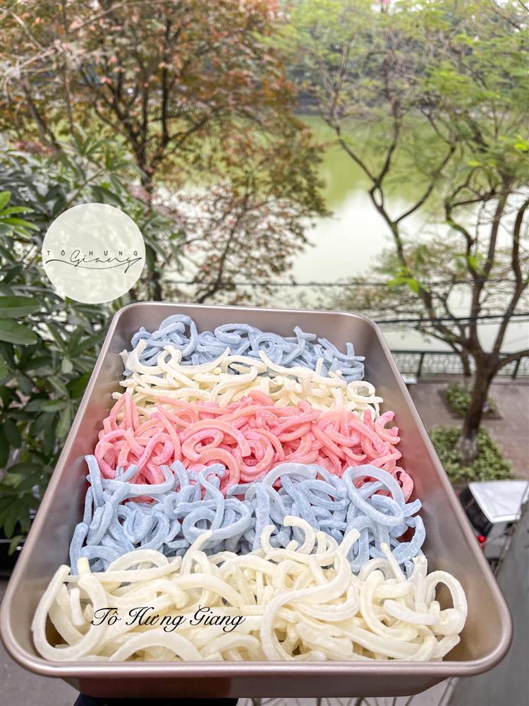 Mẹ đảm Hà Nội bật mí cách làm mứt dừa non ăn Tết siêu hấp dẫn, đã ngon còn đẹp mắt thế này thì khách khứa chỉ có tấm tắc khen-10