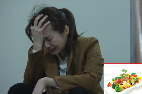 Chồng cặp bồ vẫn ngang nhiên đổ lỗi cho vợ tự xem lại bản thân, chính cung liền đưa ra vài tấm ảnh lõa lồ của 1 người khiến anh choáng váng-3