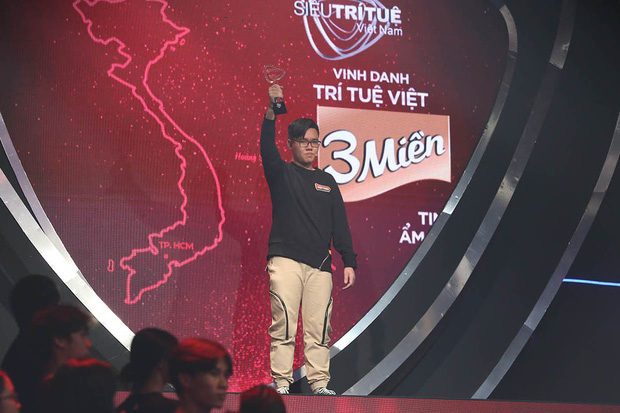 4 cựu thí sinh dị nhân Olympia thi Siêu Trí Tuệ mùa 2: Người nhớ hơn 1000 quyển sách, người được đánh giá cao hơn cả Việt Hoàng-3