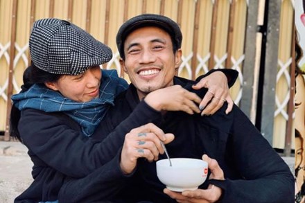 Vợ Phạm Anh Khoa tiết lộ chồng từng dọn đến 'khu phố nghèo' sống sau khi 'sóng gió ập đến'