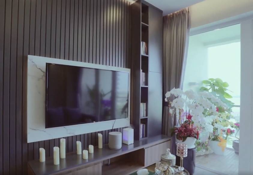 Căn hộ trang nhã với tông màu nâu-trắng của Hoạn Thư Cao Thái Hà-3