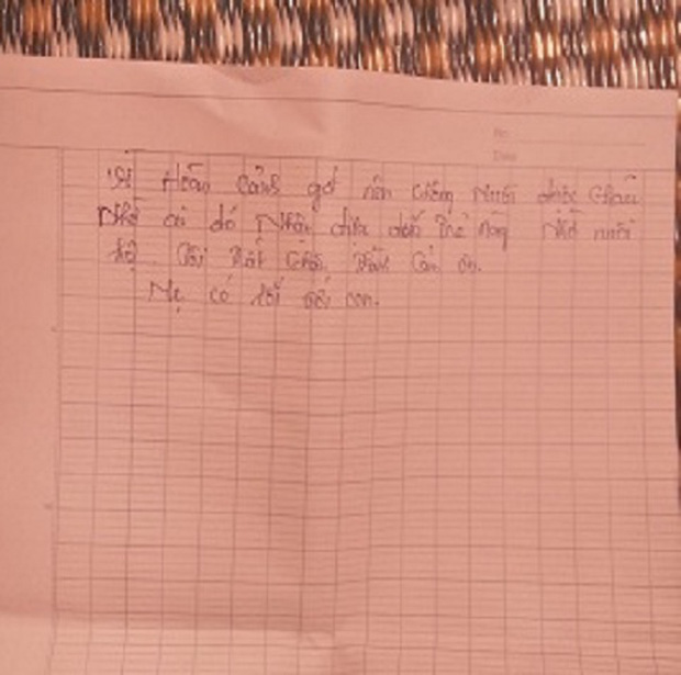 Nghệ An: Xót xa bé sơ sinh bị bỏ rơi bên lề đường giữa đêm lạnh giá, bên cạnh có bức thư nhờ nuôi-2