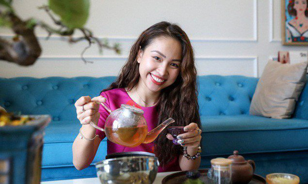 Cơ ngơi của MC Vân Hugo: 1 căn hộ cao cấp ở Hà Nội, 1 biệt thự trắng ở Sài Gòn, nhìn đâu cũng mê-2