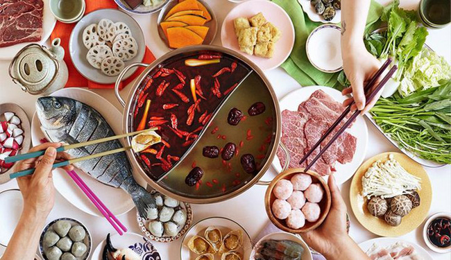 Cô gái 29 tuổi nôn ra máu sau khi ăn lẩu, cảnh báo cách ăn lẩu có thể gây ung thư-4