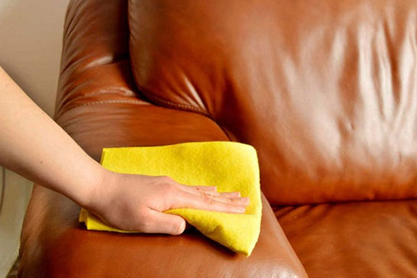 Cách vệ sinh ghế sofa đơn giản, sạch sẽ đón Tết-1