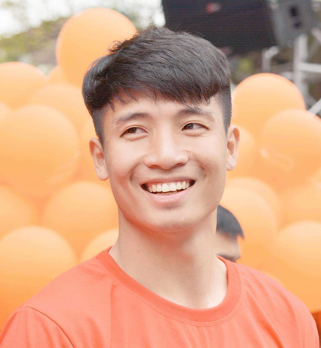 Hội trai đẹp bị soi ảnh dùng app, da trắng môi hồng đấy nhưng hãy là anh của cam thường!-5