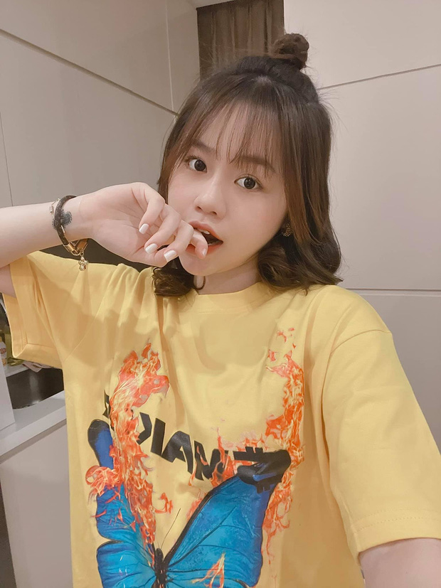 Chia tay rồi nhưng Huỳnh Anh bất ngờ đăng ảnh cũ với Quang Hải, tuy nhiên lại sửa một chi tiết đặc biệt-1