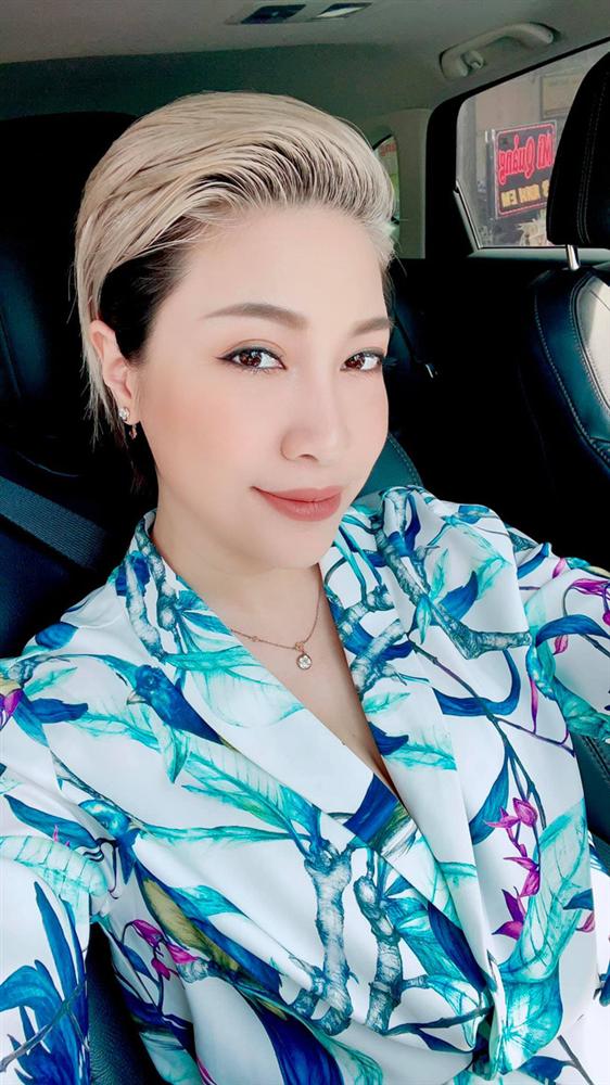 Pha Lê gây tranh cãi khi mở lớp dạy nấu pate lấy học phí 100 triệu đồng-2