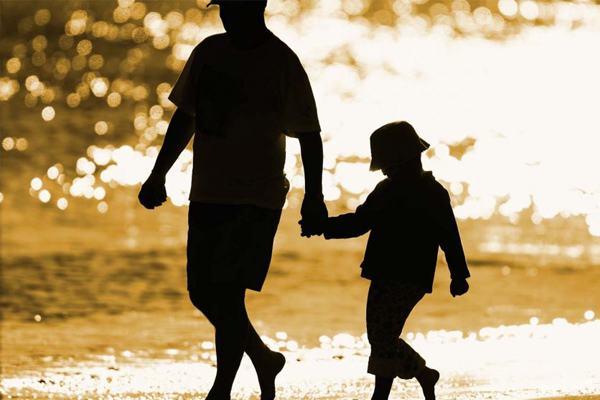 Đang chụp ảnh cưới thì nhận được tin nhắn từ một tài khoản facebook lạ, tôi mở ra xem rồi vứt luôn hoa cưới và hủy hôn-2