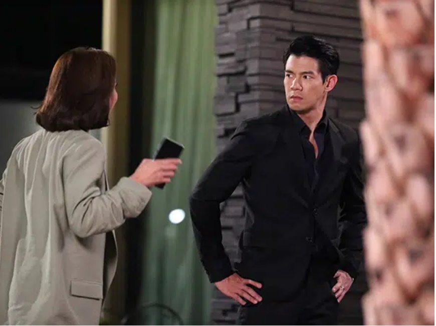 Trước ngày nộp đơn ly hôn, chồng giật mình nửa đêm nghe tiếng vợ gõ cửa gấp gáp, sau 1 đêm thức trắng anh lập tức xé đơn-1