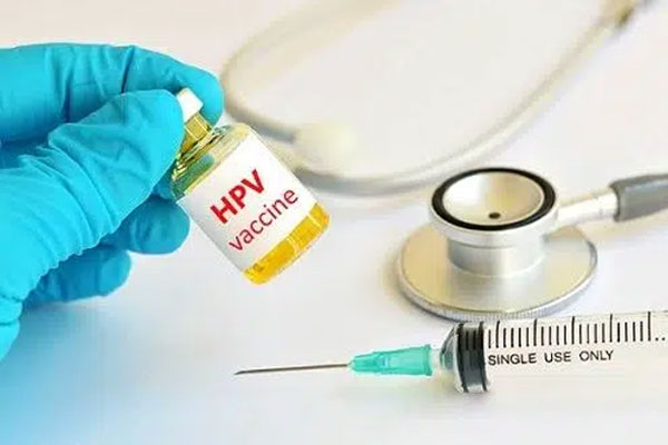 Liên tục thức khuya chơi game, 3 nữ sinh bị suy buồng trứng sớm, có thể vô sinh-2