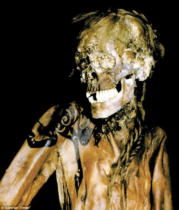 Xác ướp công chúa 2.500 tuổi có hình xăm điệu nghệ khiến giới khoa học bối rối, người dân cương quyết không công khai ảnh với lý do khó hiểu-8