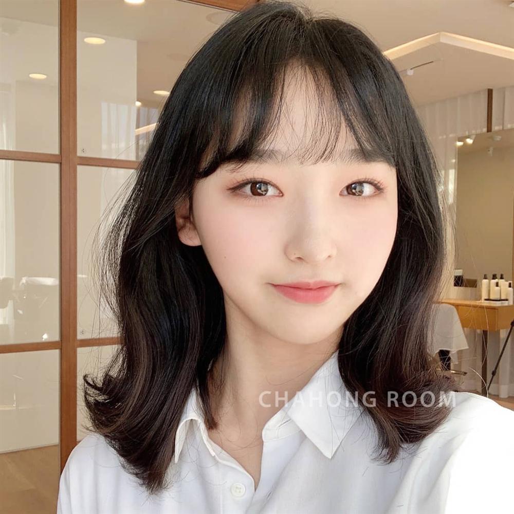 Có tận 4 kiểu tóc tỉa layer xinh mê hồn cho bạn chọn để Tết này được khen là đẹp và sang hơn năm ngoái bao nhiêu-12