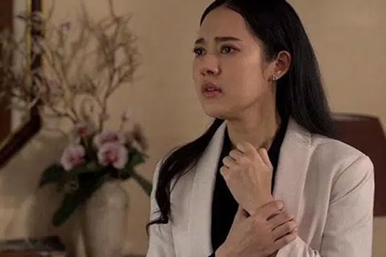 Đi gội đầu thì gặp mẹ chồng, tôi chết điếng khi nghe bà kể về mình