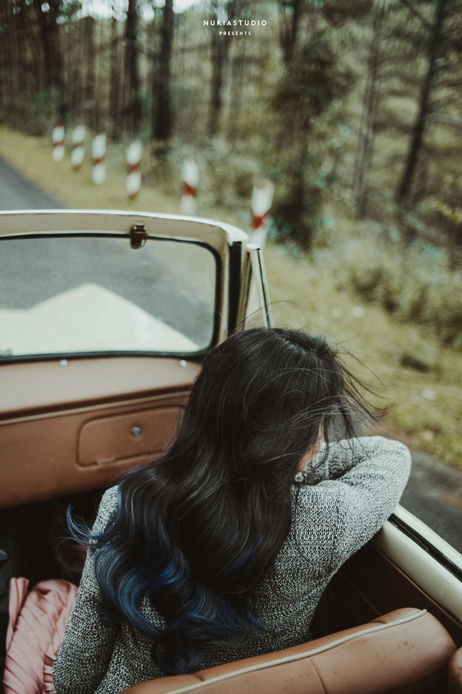 Tổng giám đốc Phan Thành tự tay khoe thiệp mời và hé lộ ảnh cưới đẹp xỉu, dân tình nôn nóng đếm ngược tới giờ G-3