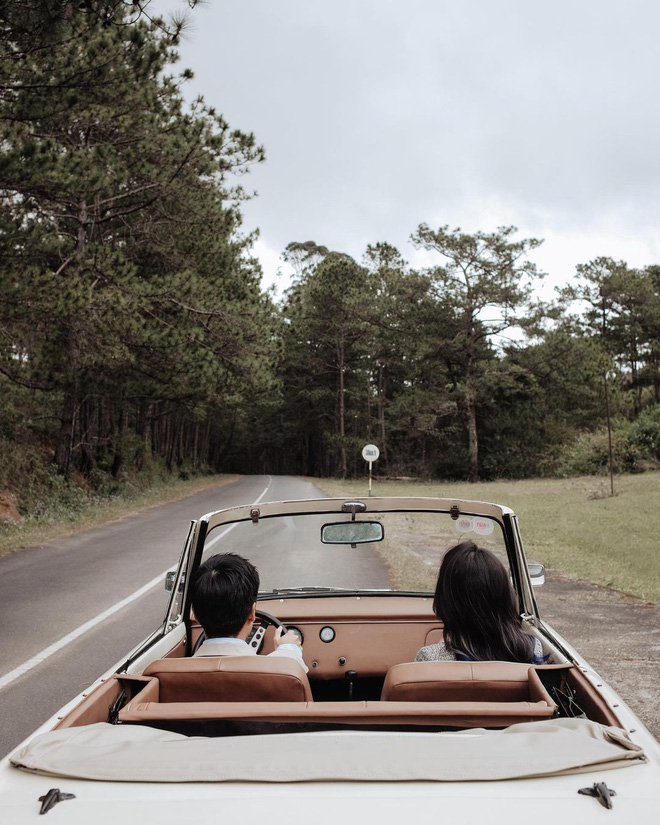 Tổng giám đốc Phan Thành tự tay khoe thiệp mời và hé lộ ảnh cưới đẹp xỉu, dân tình nôn nóng đếm ngược tới giờ G-2