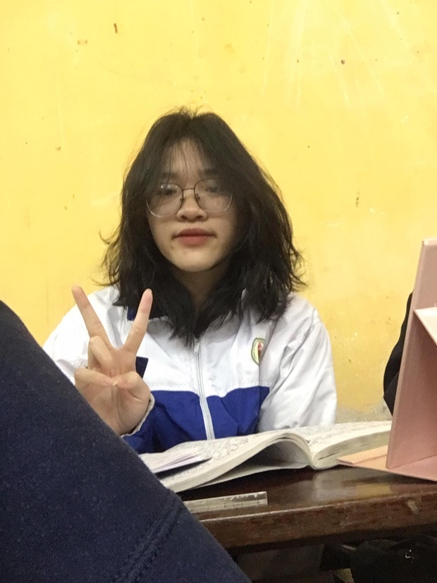 Nữ sinh khác một trời một vực khi đi học mùa hè và mùa đông: Ai bảo nhan sắc không thể đổi trắng thay đen!-3