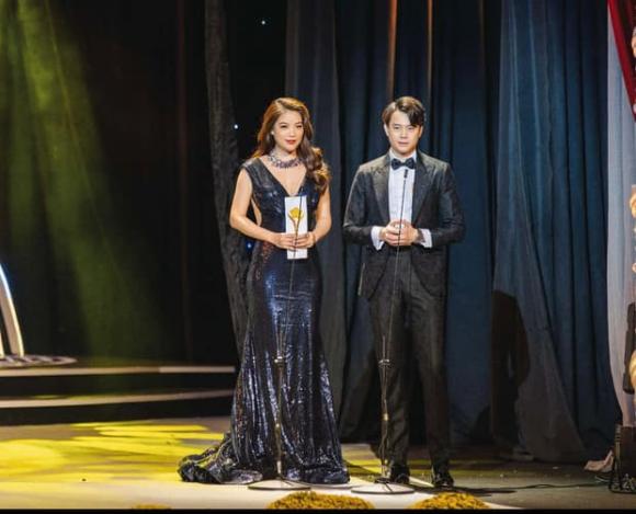 Được dân tình khen đẹp đôi khi sánh bước bên tình tin đồn Trương Ngọc Ánh, diễn viên Anh Dũng phản ứng thế nào?-2