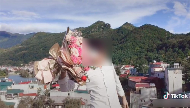 Phẫn nộ: Nhiều người liên tục tấn công tài khoản TikTok của nam thanh niên Lào Cai ngã từ mái nhà tử vong bằng những lời lẽ khiếm nhã, nhiếc móc-1