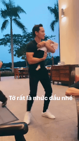 Ru con hài hước kiểu Kim Lý khiến Hà Hồ phải thốt lên nhức đầu nhé-1