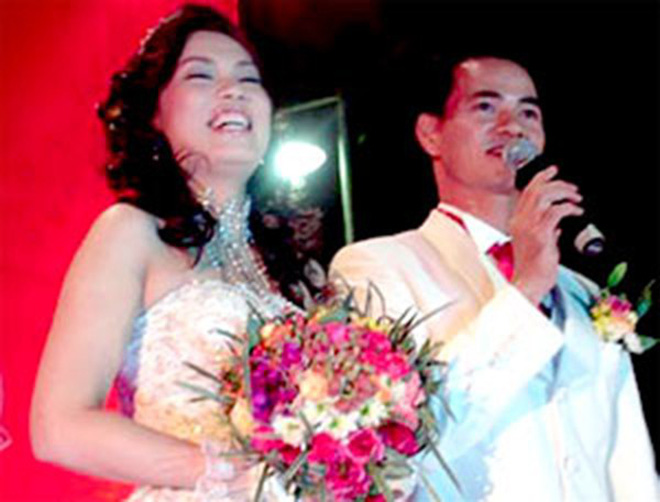 Bà xã Xuân Bắc: Tiểu thư nhà giàu thu nhập trăm triệu, từng tuyên bố gây sốc nếu chồng lên chức Giám đốc và đấu tố Kim Oanh-4