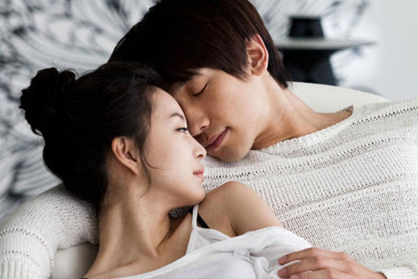 Khi công khai yêu anh đồng nghiệp, sếp gọi tôi vào phòng và đưa ra mệnh lệnh đầy hãi hùng-3