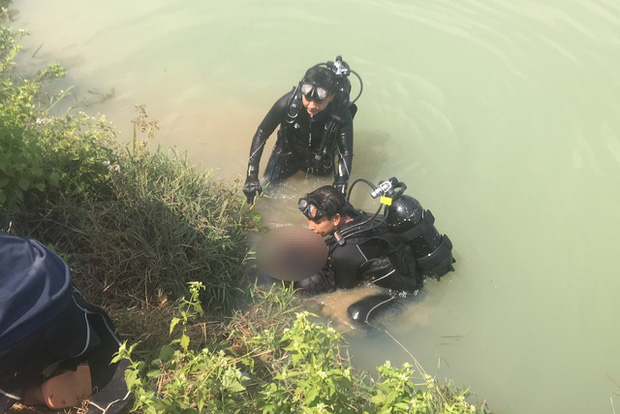 Những cái chết xót lòng của trẻ thơ: Mẹ ôm 2 con nhảy cầu, bố tự thiêu cùng con trong nhà tắm-4