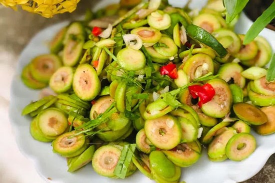 Sung muối xổi và sung muối chua - 2 món ăn giúp các chị em chống ngán giữa các món ăn nhiều đạm trong ngày Tết