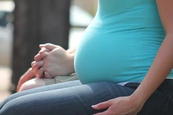 Phụ nữ mang thai có 3 đặc điểm này thì khả năng sinh non sẽ tăng gấp đôi-3