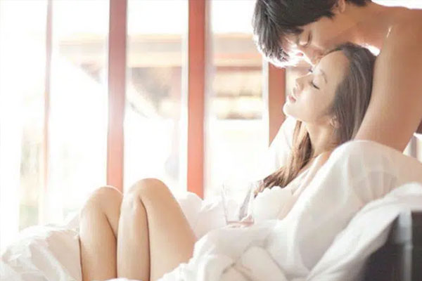 Khi mạch máu não bị tắc nghẽn, sẽ có 4 biểu hiện này ở bàn chân, chú ý để phòng tránh đột quỵ bất ngờ-4