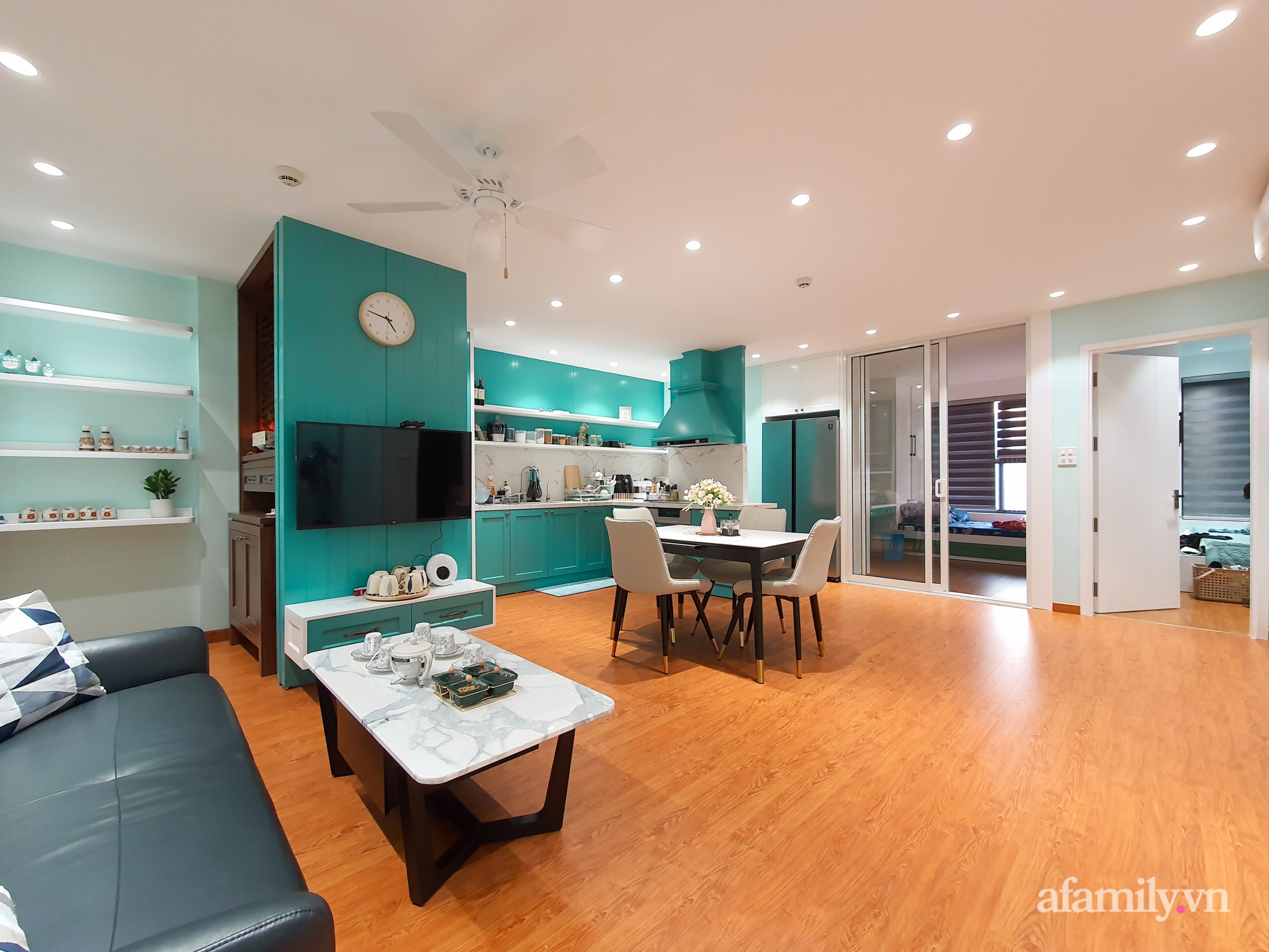 Căn hộ 80m² màu xanh dịu dàng, ngập tràn cảm giác ấm cúng ở Hà Nội-2