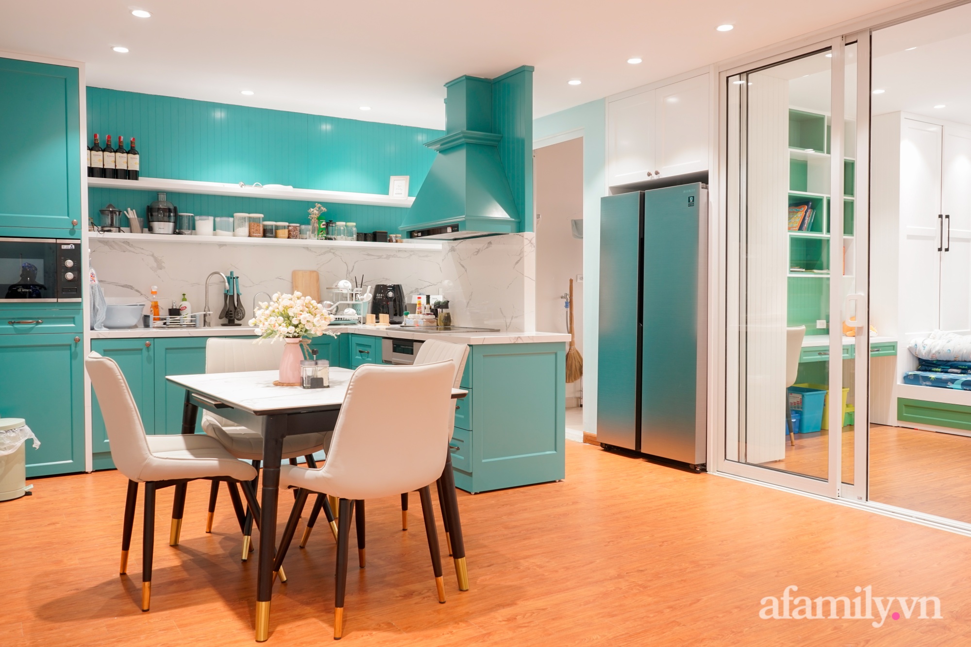 Căn hộ 80m² màu xanh dịu dàng, ngập tràn cảm giác ấm cúng ở Hà Nội-11