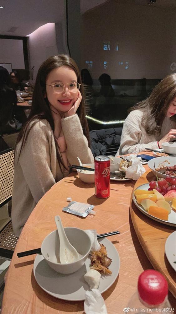 Hotgirl cặp kè chủ tịch Taobao đột ngột đăng tâm thư lúc 2 giờ sáng, nhưng đáng chú ý nhất là hình ảnh hiện tại của cô-2