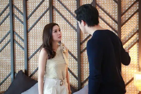 Giáp Tết, chồng cương quyết đòi ly hôn, còn ra tối hậu thư khiến vợ rụng rời