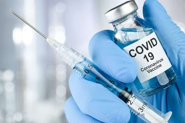 Người đàn ông 46 tuổi chết sau tiêm vắc xin Covid-19 một ngày-1