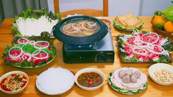 Trời lạnh thế này làm nồi lẩu bò nhúng me xì xụp là tuyệt nhất!-6